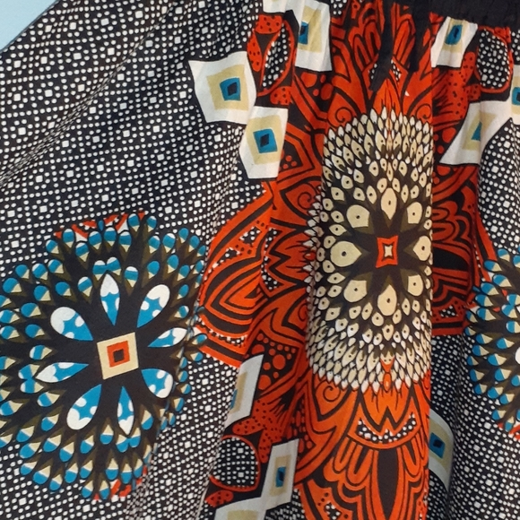 Black Tan White Tribal Print Skirt Size S/M - Picture 2 of 4